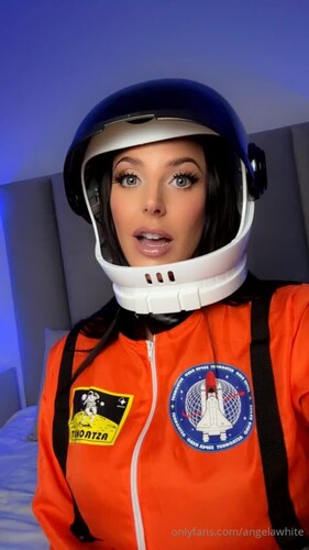 Angela White – Astronaughty Mission Report